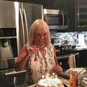 Meet your Posher, Joan